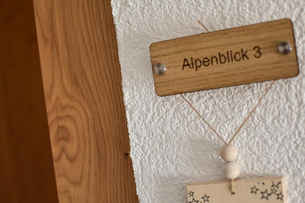 Haus Alpenblick Apartment *